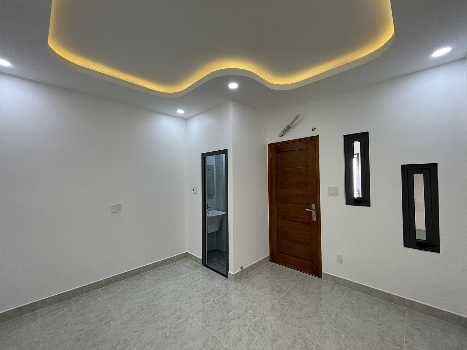 Bán nhà Đường Nguyễn Trọng Tuyển, Quận Phú Nhuận Tuyệt phẩm 4 lầu t.kế Cổ Điển PARIS PHÁP, hẻm ôtô